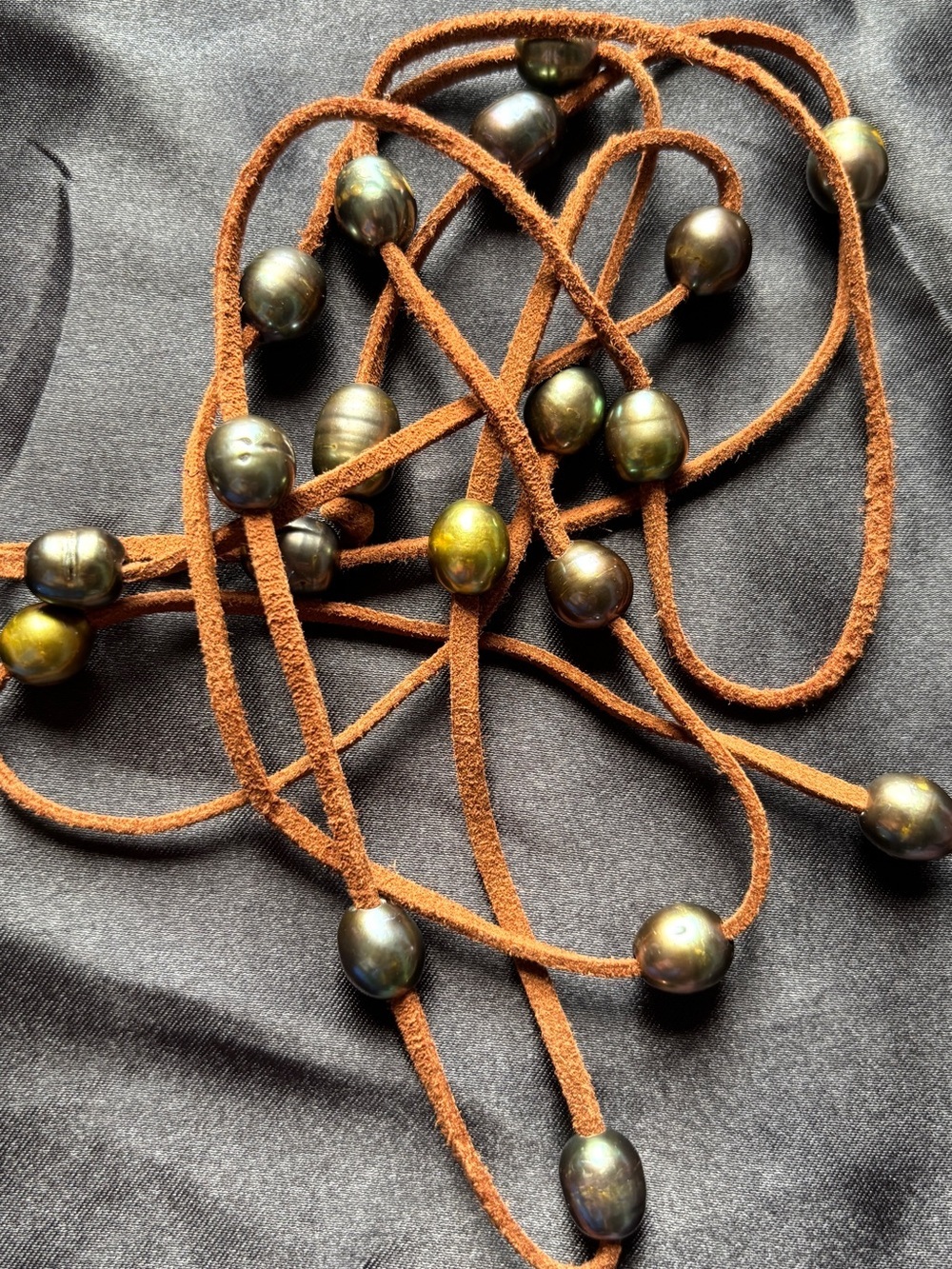 Genuine Tahitian Pearl Suede Lariat Necklace